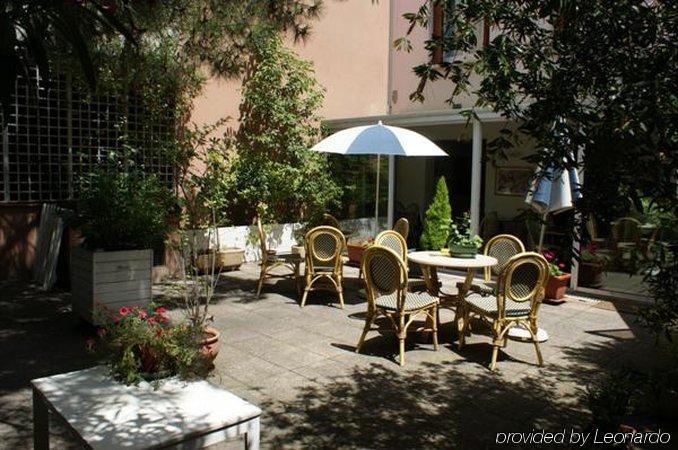 Garden Hotel Toulouse Dış mekan fotoğraf