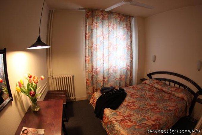 Garden Hotel Toulouse Oda fotoğraf